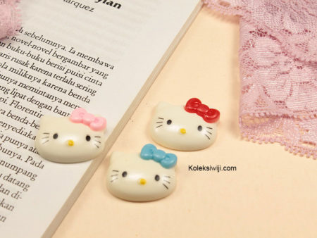 3 Buah Resin Hello Kitty 2 cm RS48